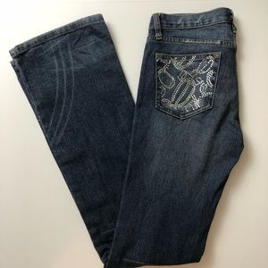 NWOT Bebe jeans with rhinestones on pockets
